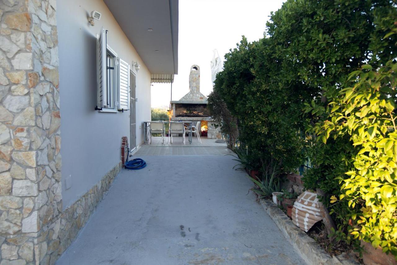 House With Sea Breeze-Anemelia Daire Anabolu Dış mekan fotoğraf